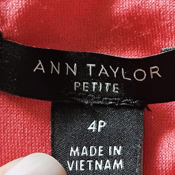 Ann Taylor Midi Flare Dress Salmon Knit Short Sleeve Round Neck Sz 4 PETITE NWT - Picture 12 of 15
